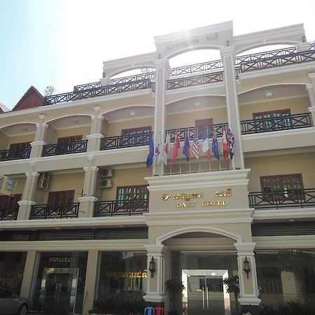 Daly Hotel Kampong Cham Εξωτερικό φωτογραφία
