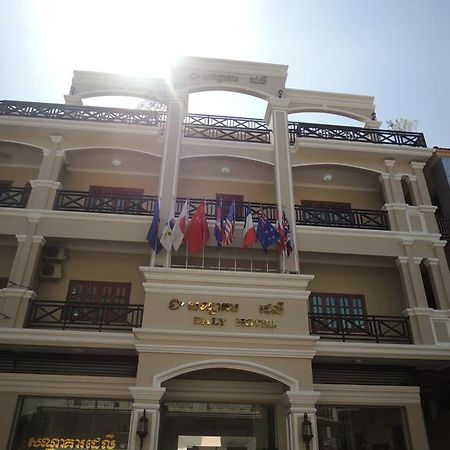Daly Hotel Kampong Cham Εξωτερικό φωτογραφία