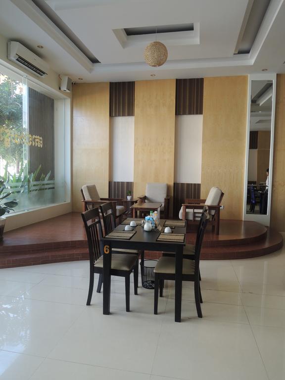 Daly Hotel Kampong Cham Εξωτερικό φωτογραφία