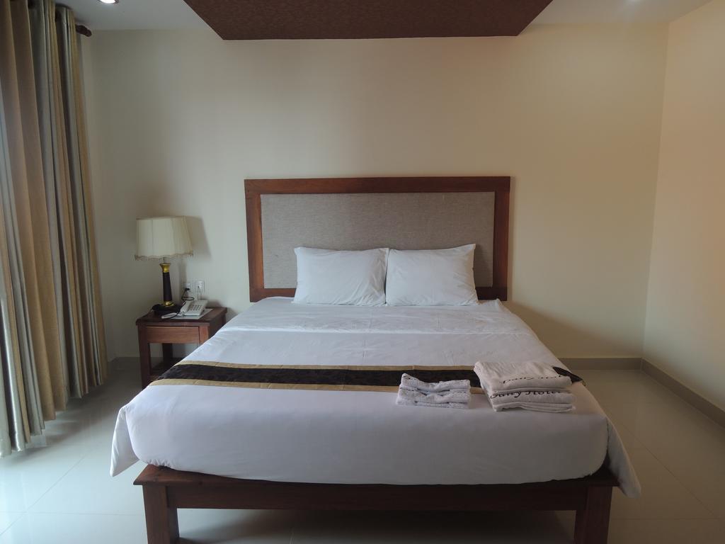 Daly Hotel Kampong Cham Εξωτερικό φωτογραφία