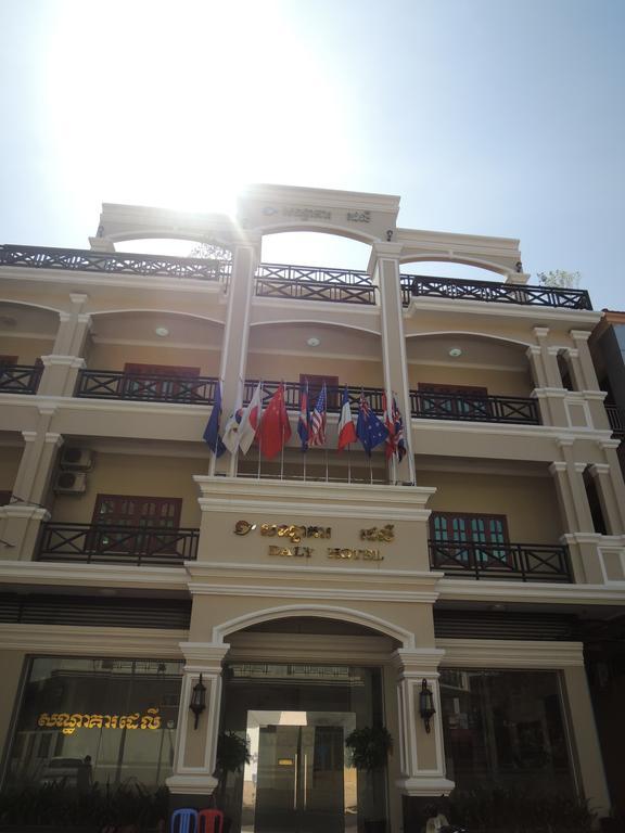 Daly Hotel Kampong Cham Εξωτερικό φωτογραφία