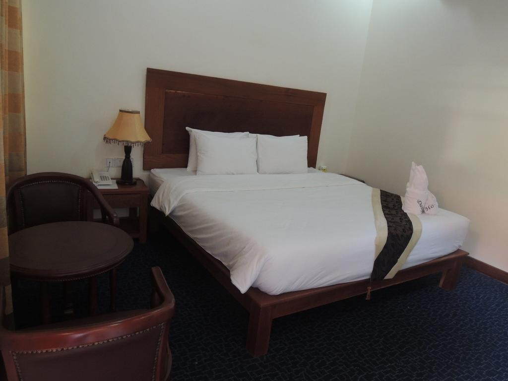 Daly Hotel Kampong Cham Εξωτερικό φωτογραφία