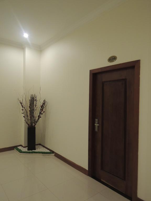 Daly Hotel Kampong Cham Εξωτερικό φωτογραφία