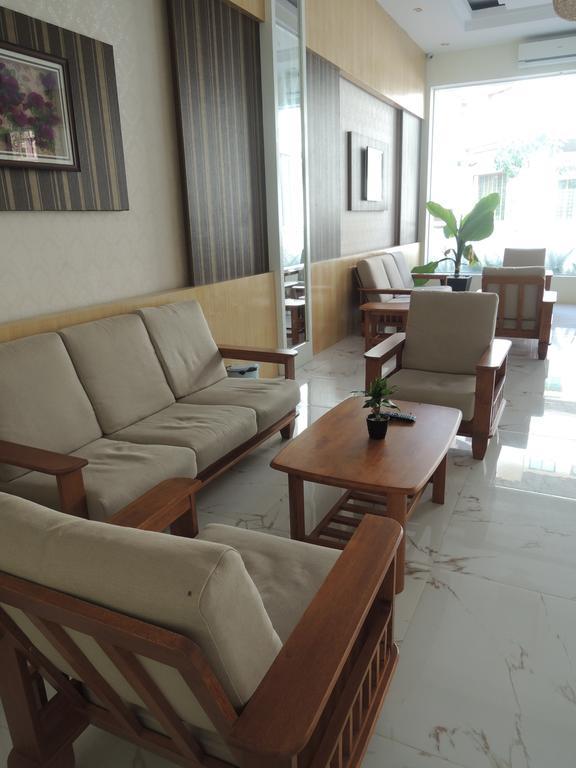 Daly Hotel Kampong Cham Εξωτερικό φωτογραφία
